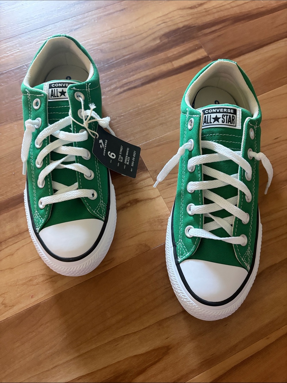 Converse Kids Chuck Taylors Low Top Sneakers in Green with White Accents